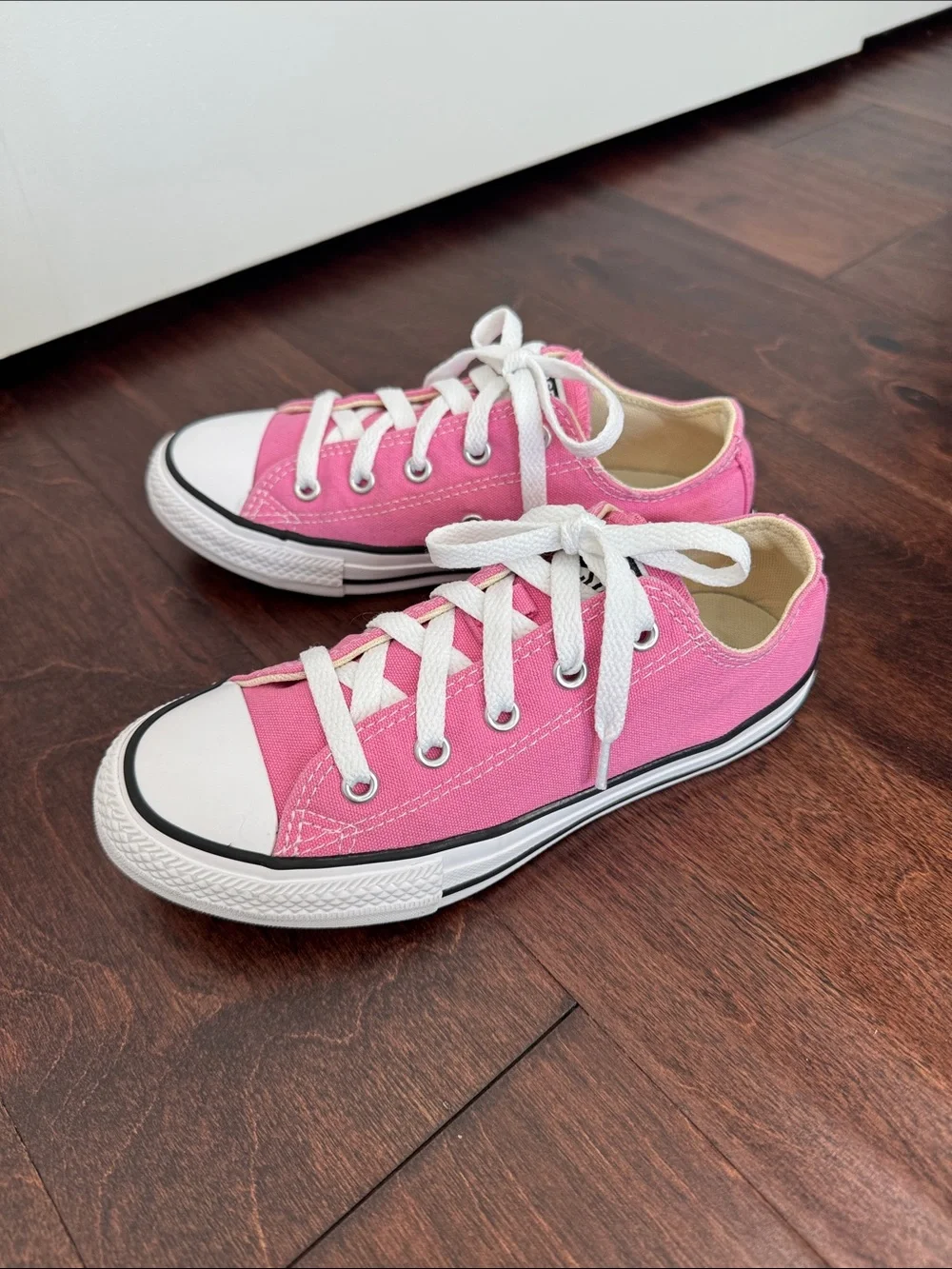 Converse girls pink